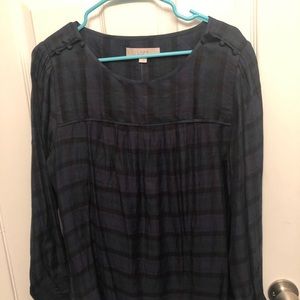 New with tags plaid shirt! Great for fall